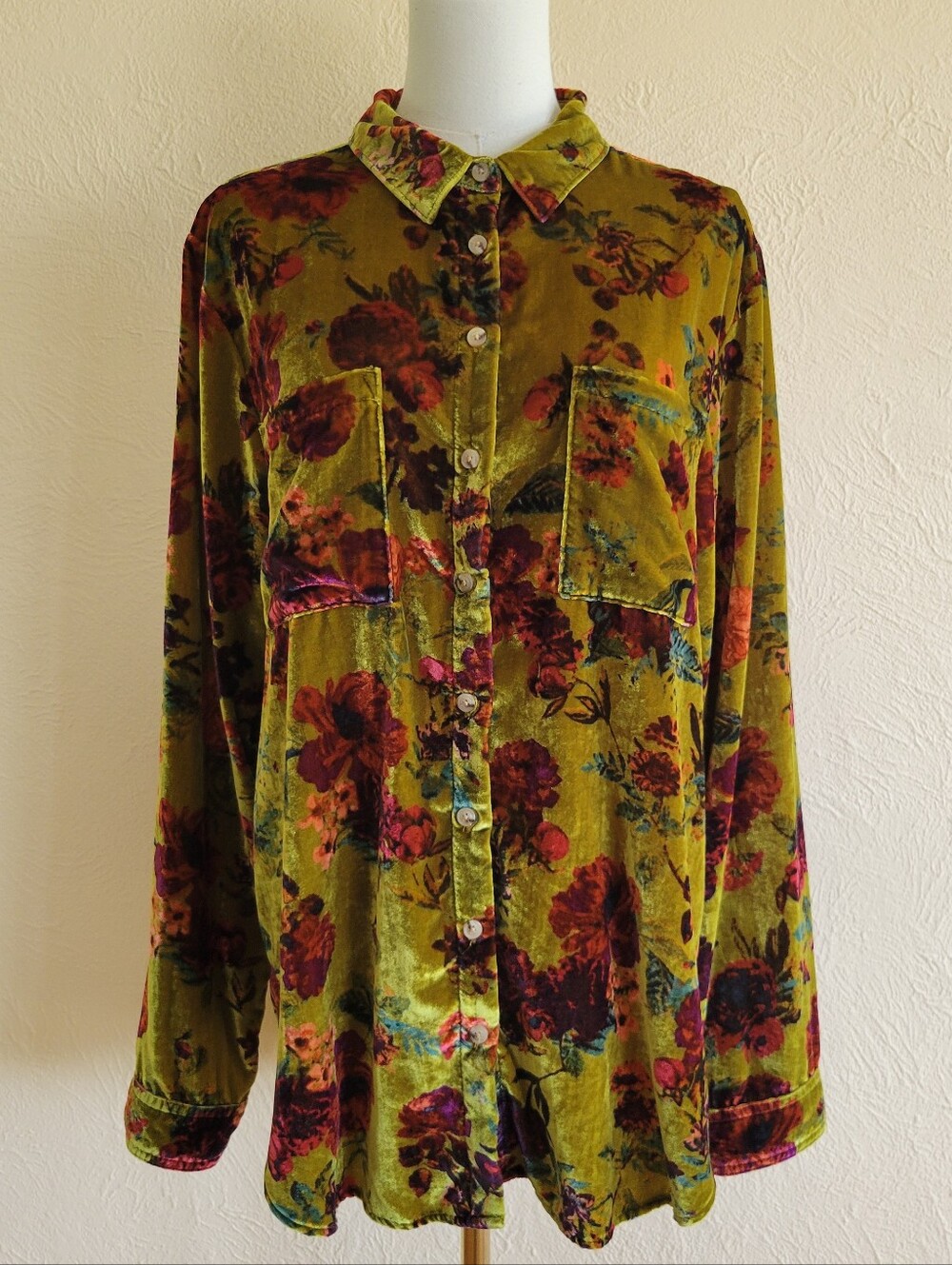 Pilcro | Hadley Velvet Floral Button-Up